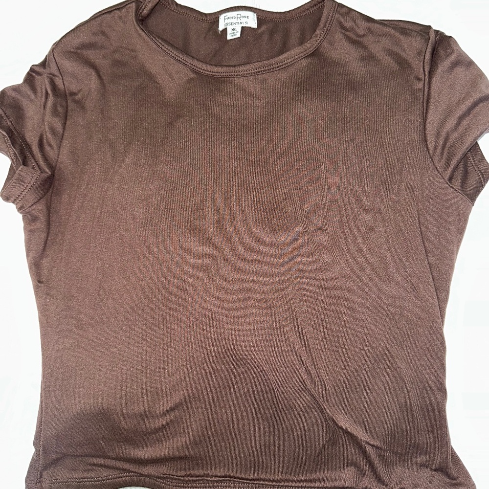 Tee